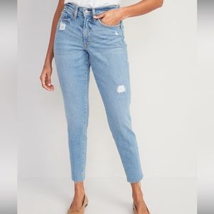 High Rise Straight Leg Distressed Jeans. Size 10.